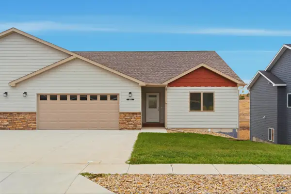 3051 Hoefer Ave, Rapid City, SD 57701