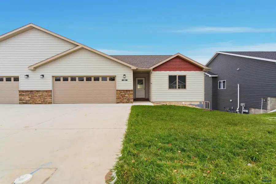 3051 Hoefer Ave, Rapid City, SD 57701 - Image #3