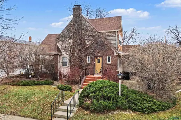 903 Fulton St, Rapid City, SD 57701