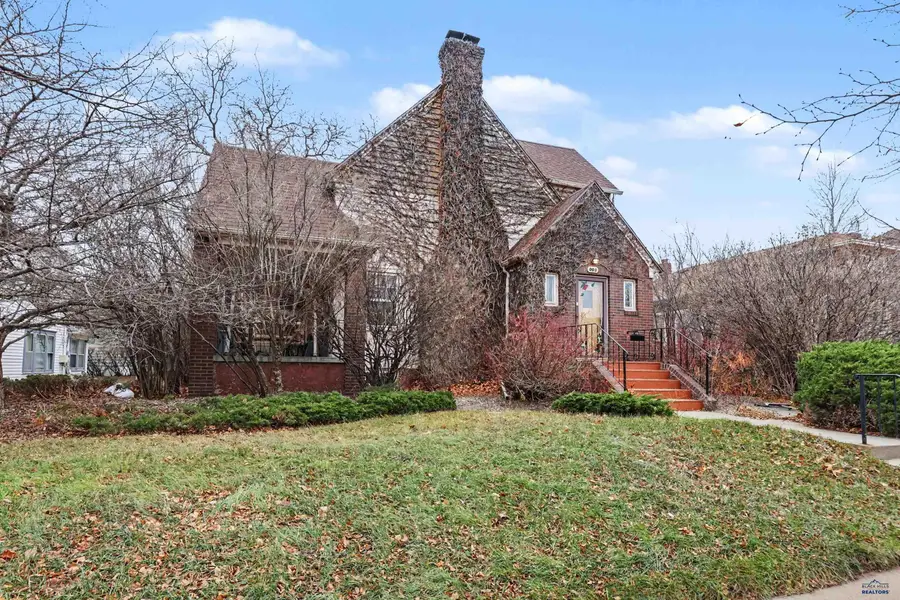 903 Fulton St, Rapid City, SD 57701 - Image #2