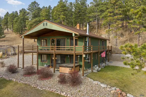 13786 Rodeo Rd, Rapid City, SD 57702