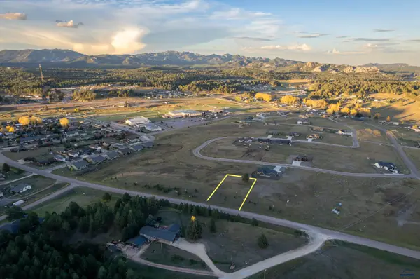 25 Sidney Park Rd, Custer, SD 57730