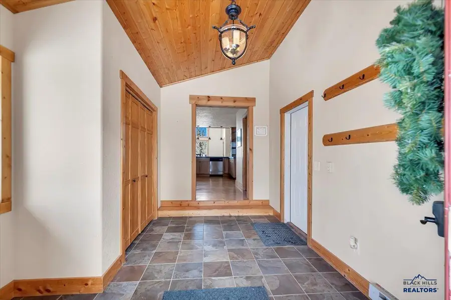 21150 Stewart Slope Cir, Lead, SD 57754 - Image #3