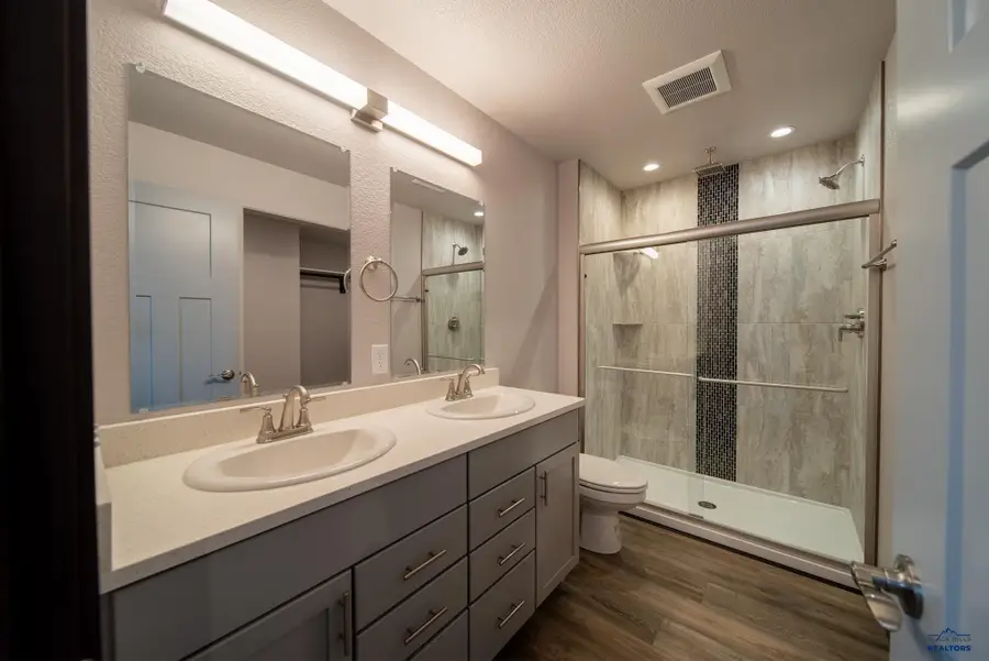 615 Bull Run Dr, Box Elder, SD 57719 - #3