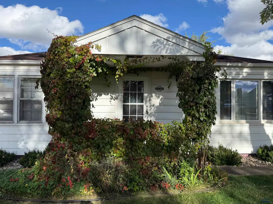 2030 3rd Ave, Rapid City, SD 57702 - #2