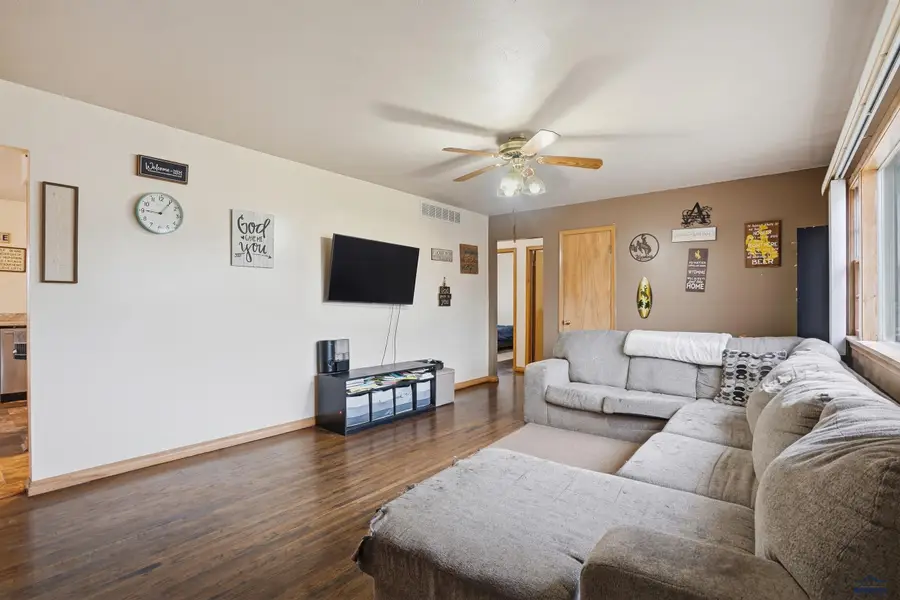 210 Stanley Ct, Rapid City, SD 57702 - Image #3