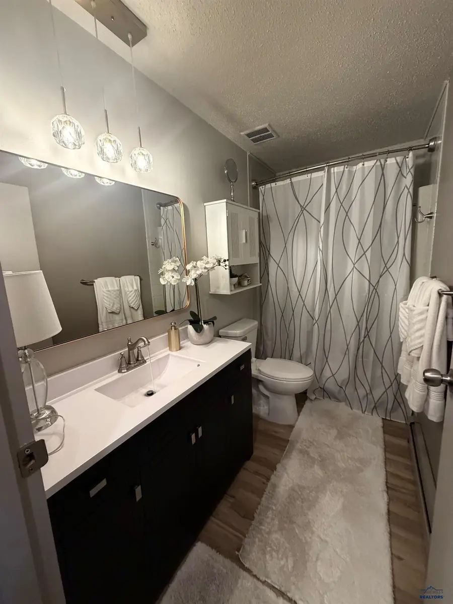 4330 W Main, Rapid City, SD 57702 - Image #2