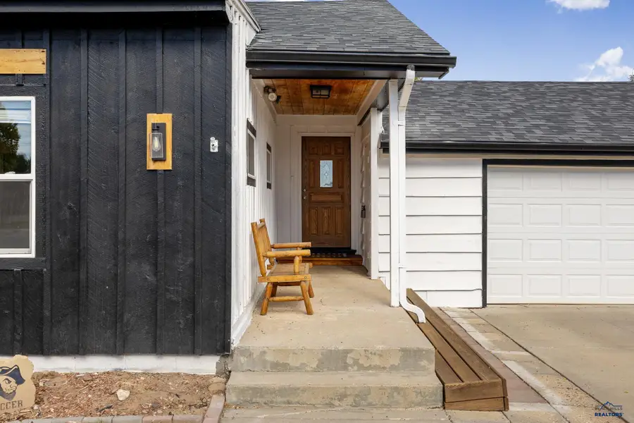 2734 Eden Ln, Rapid City, SD 57703 - Image #2