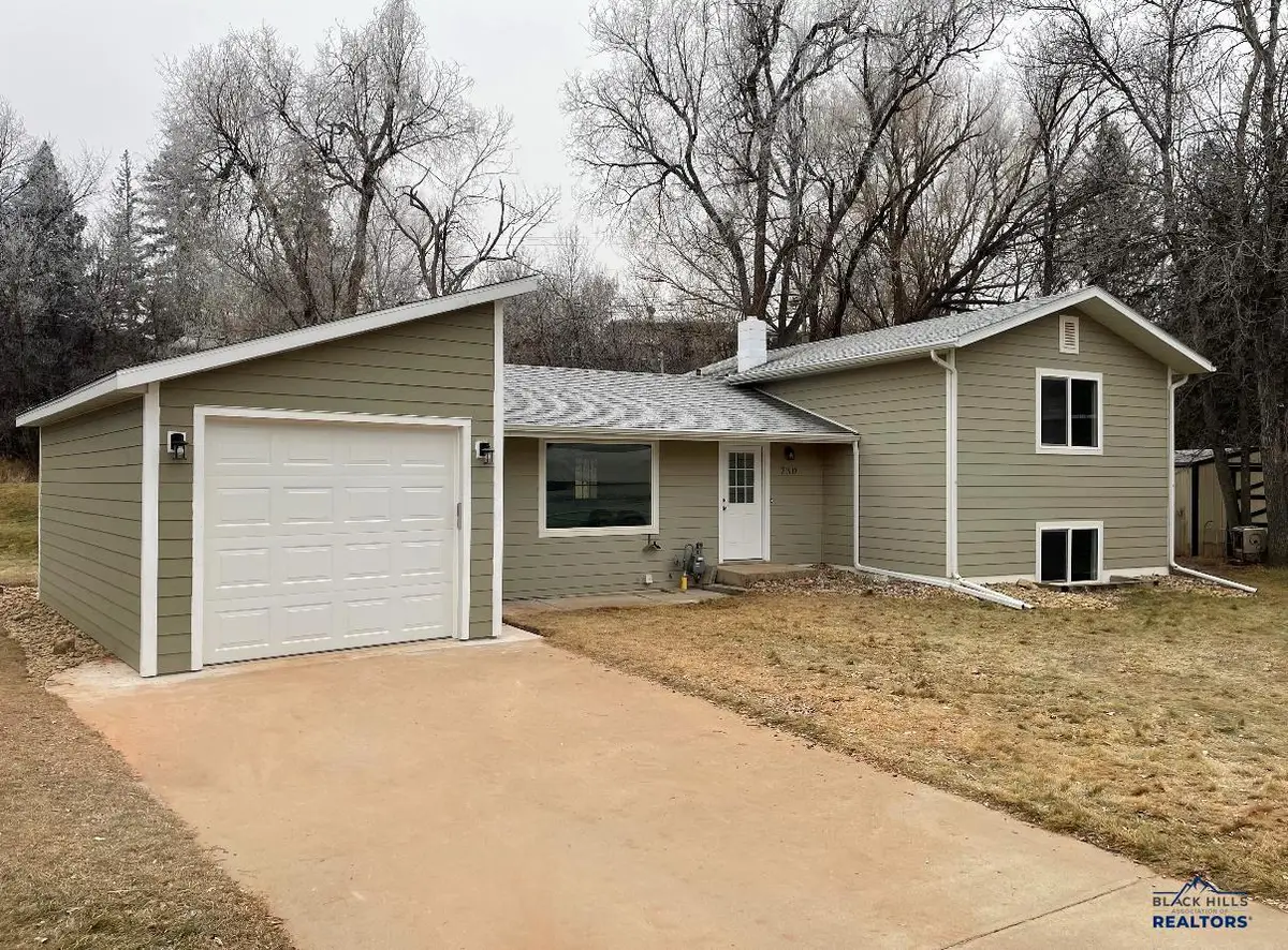 730 Payton Ct, Rapid City, SD 57702 - #1