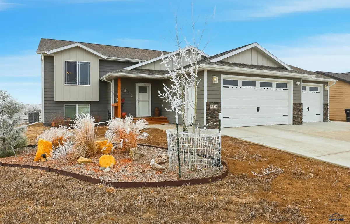3709 Blackpowder Rd, Rapid City, SD 57703 - Image #1