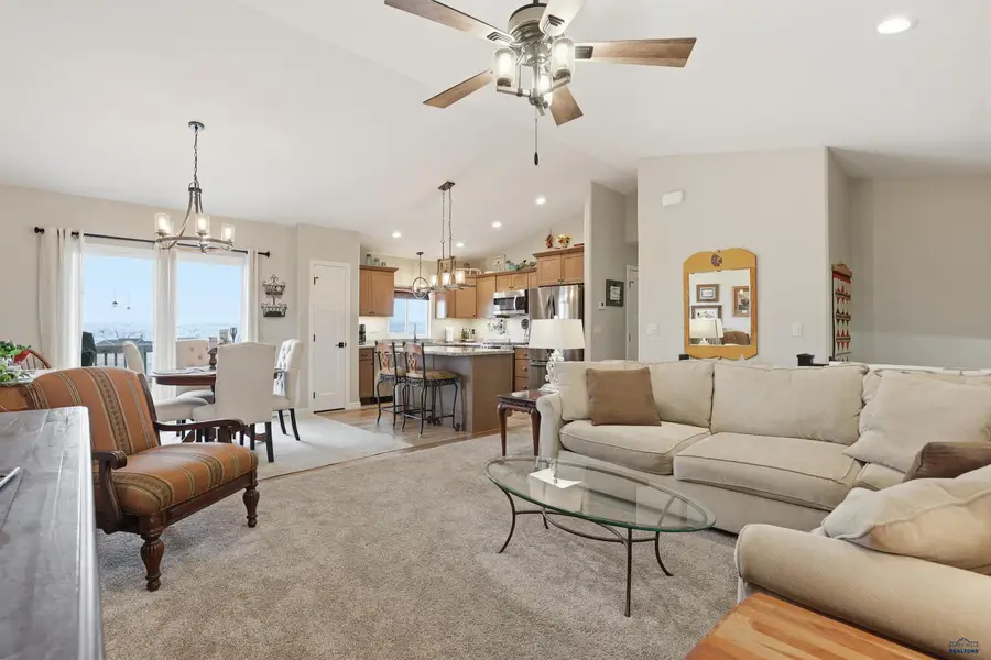 3709 Blackpowder Rd, Rapid City, SD 57703 - Image #3