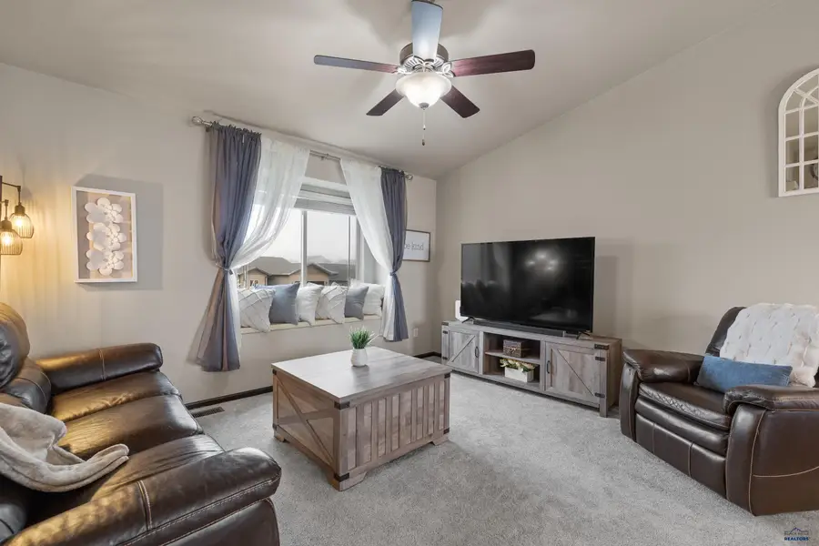 242 E Bengal Dr, Rapid City, SD 57701 - Image #2