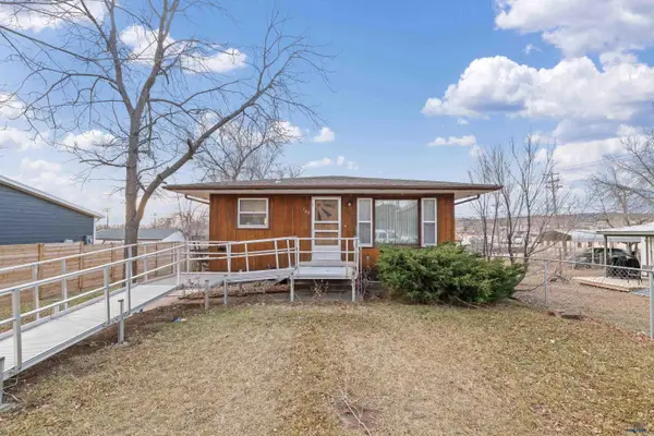 109 E Philadelphia, Rapid City, SD 57701