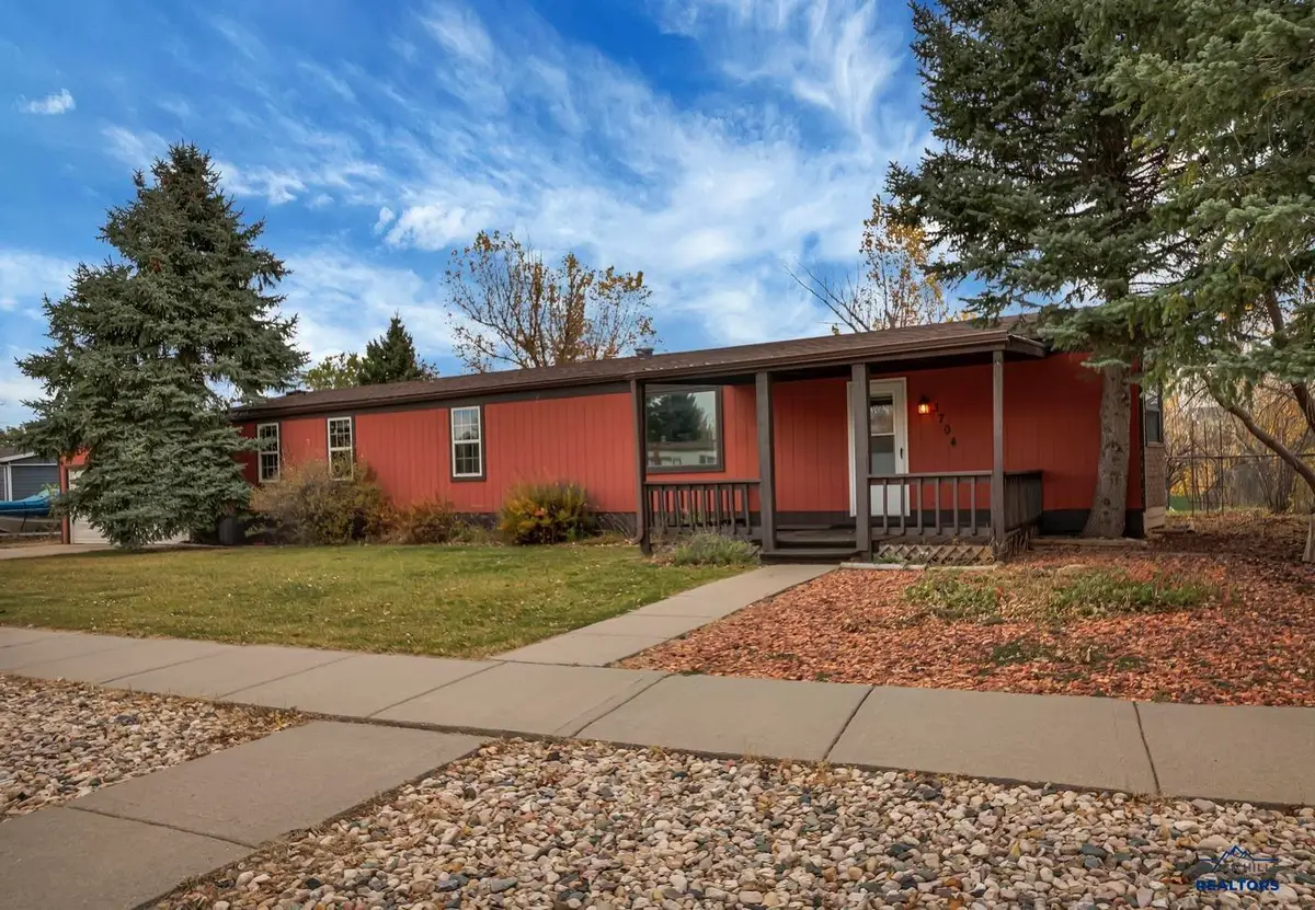 3704 Chief Dr, Rapid City, SD 57701 - Image #1