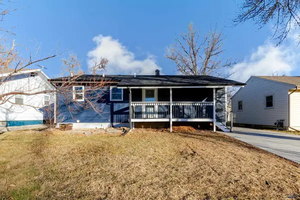 214 E St Anne, Rapid City, SD 57701