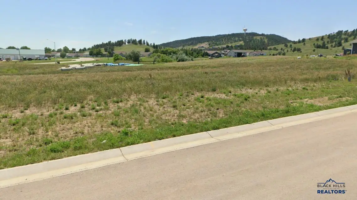 828 Petros Dr, Rapid City, SD 57701 - Image #1