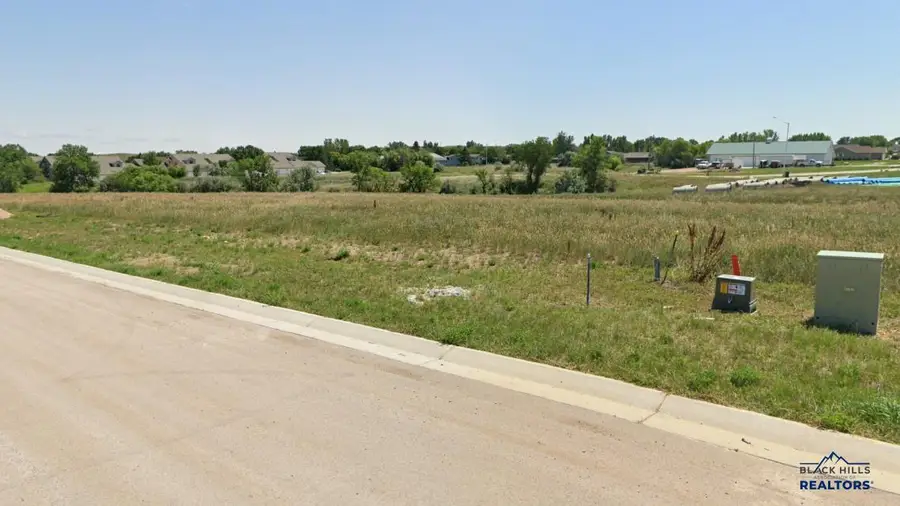 828 Petros Dr, Rapid City, SD 57701 - Image #3