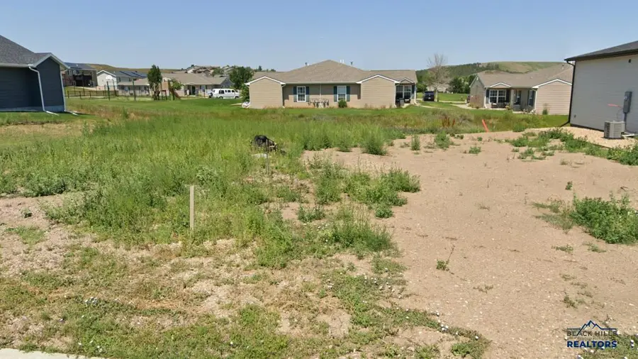 825 Petros Dr, Rapid City, SD 57701 - Image #2