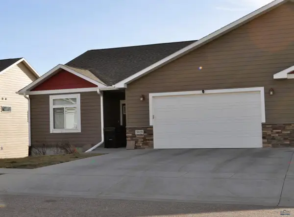 3029 Hoefer Ave, Rapid City, SD 57701