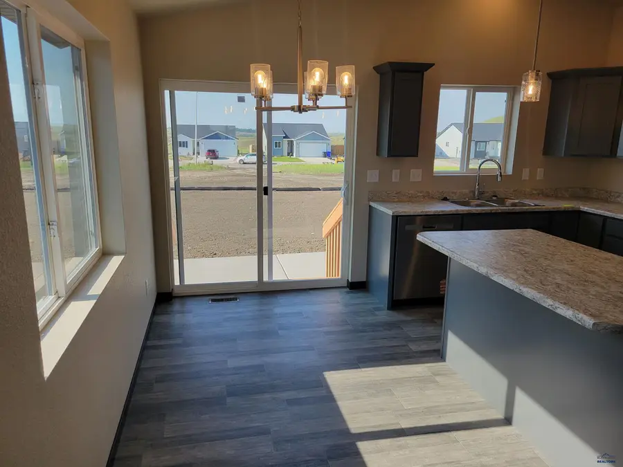 1124 Cobalt Dr, Rapid City, SD 57701 - Image #3