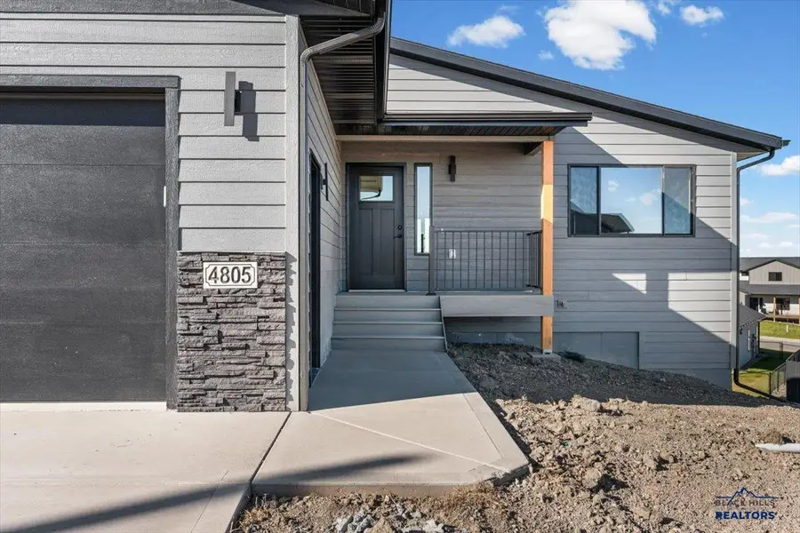 4805 Papillon Dr, Rapid City, SD 57703 - Image #2