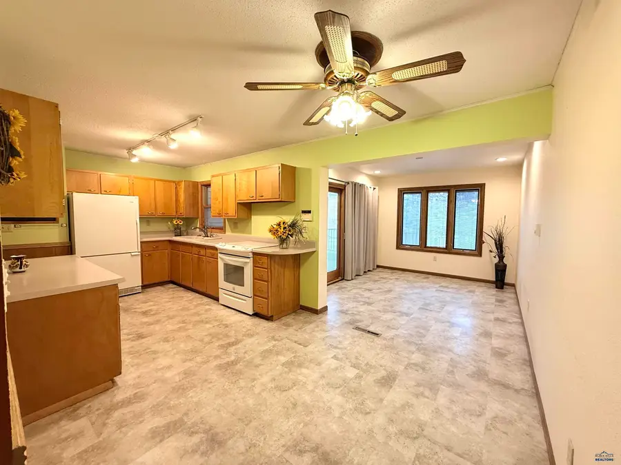 445 S 17th, Hot Springs, SD 57747-9999 - Image #3