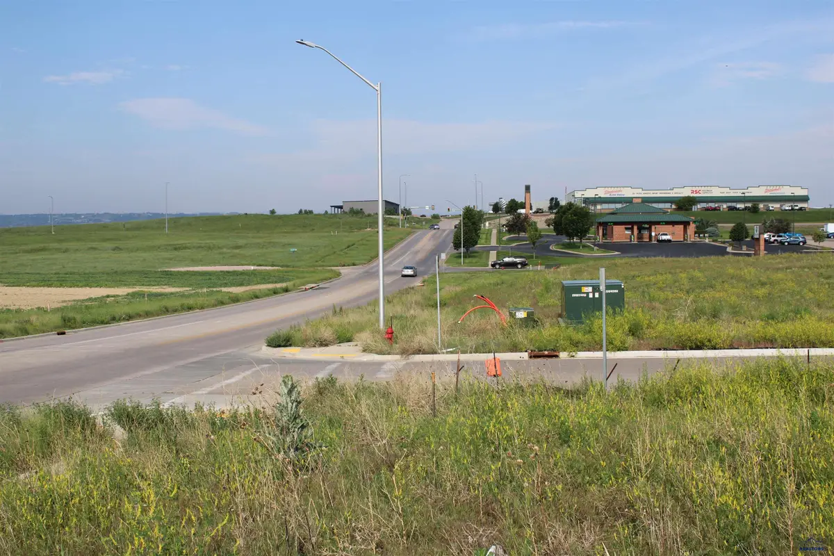 4244 Homestead St, Rapid City, SD 57703 - Image #1