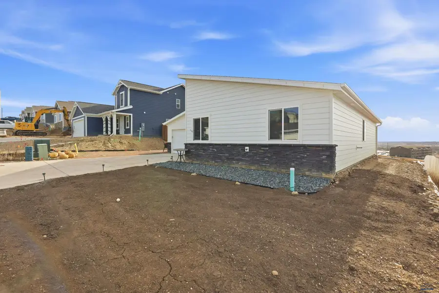 2133 Noah St, Rapid City, SD 57703 - Image #3