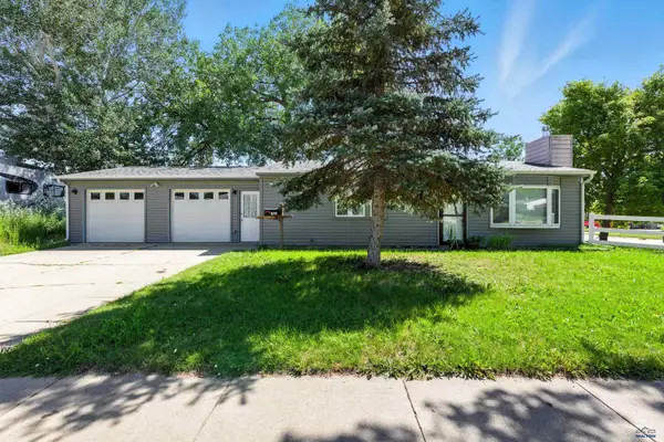 1004 Racine, Rapid City, SD 57701