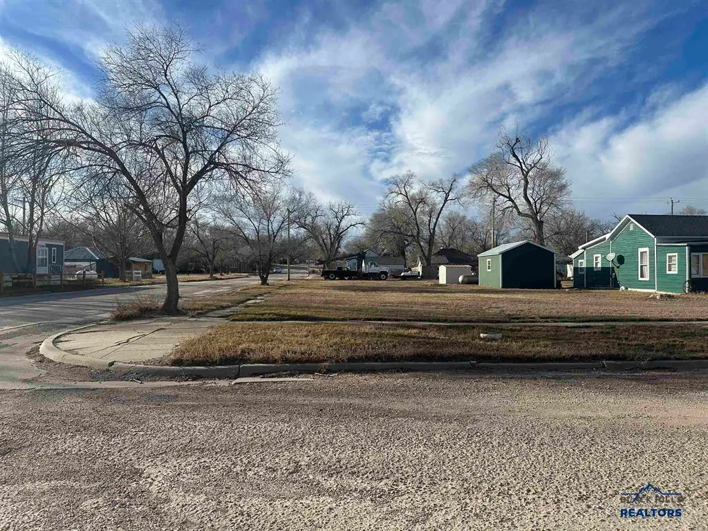 510 3rd Ave, Edgemont, SD 57735 - #1