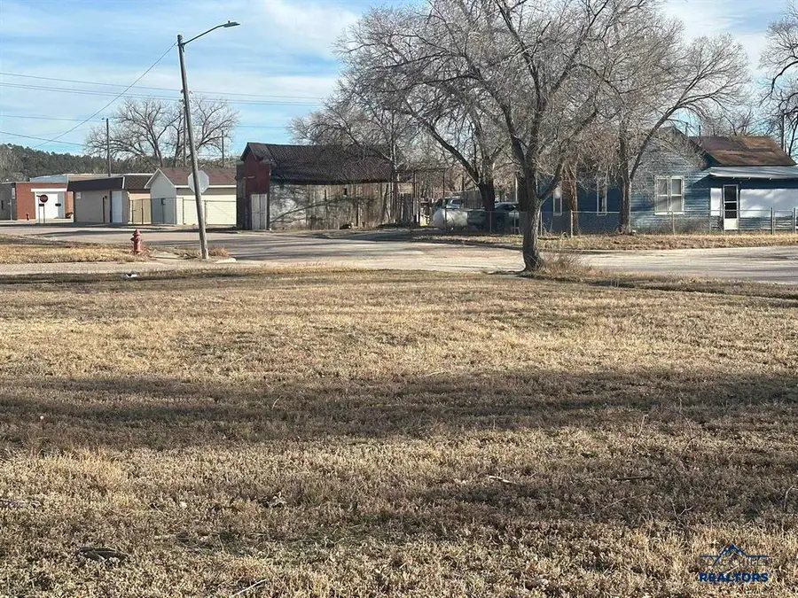 510 3rd Ave, Edgemont, SD 57735 - #3