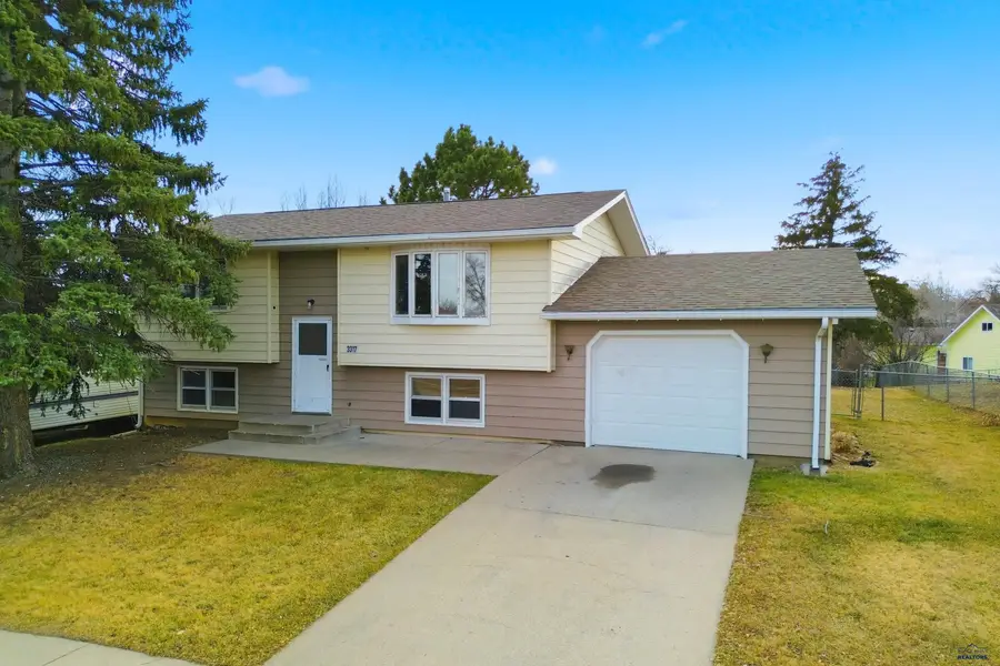 3317 Arizona, Rapid City, SD 57701 - Image #2