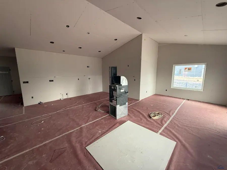 1222 Pinnacle Ct, Rapid City, SD 57701 - Image #3