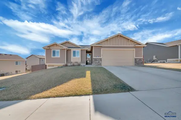 3217 Homestead St, Rapid City, SD 57703