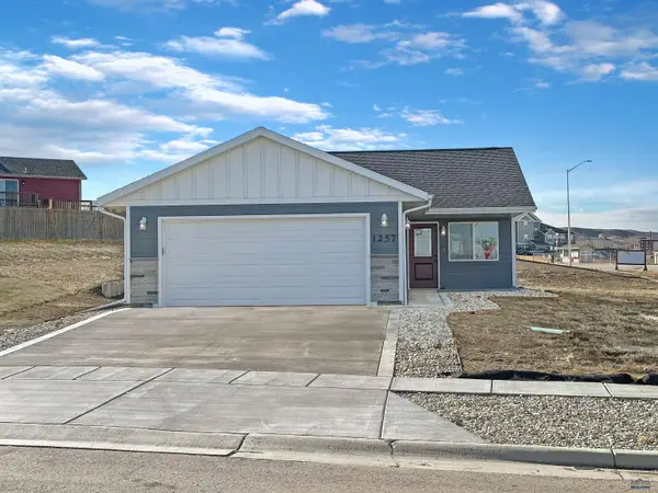 1257 Kenai Dr, Box Elder, SD 57719