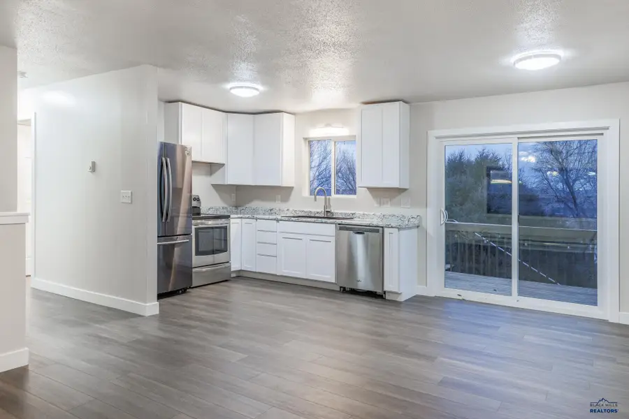 521 Bluebird Dr, Box Elder, SD 57719 - Image #3