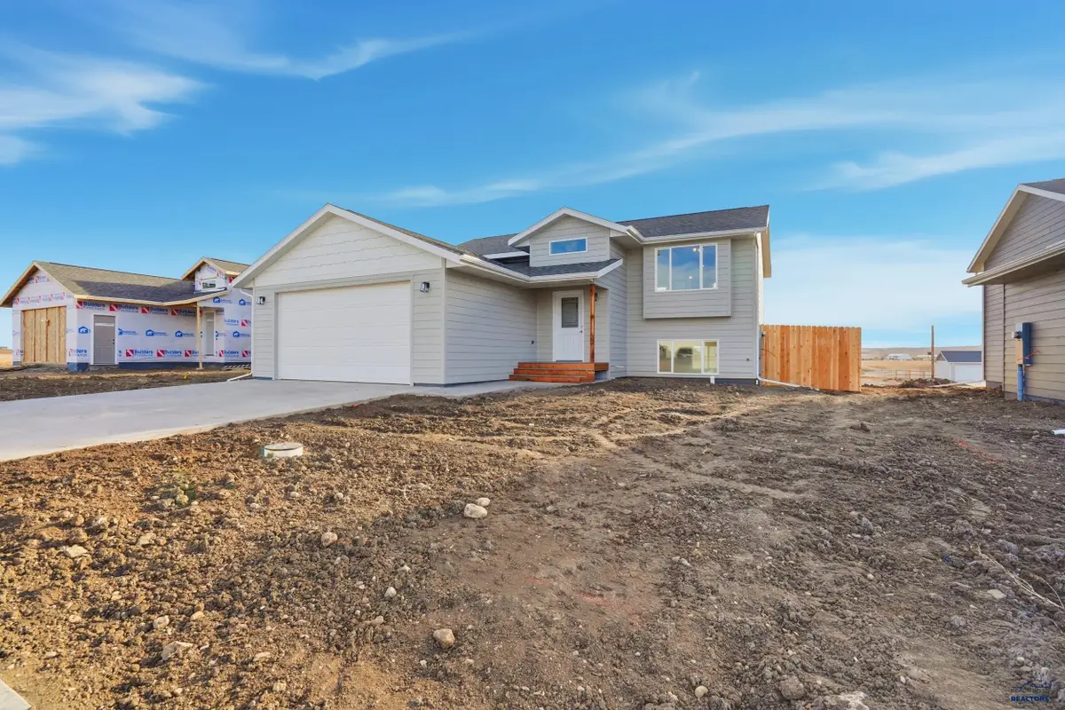 425 Yelner Dr, Box Elder, SD 57719 - Image #1