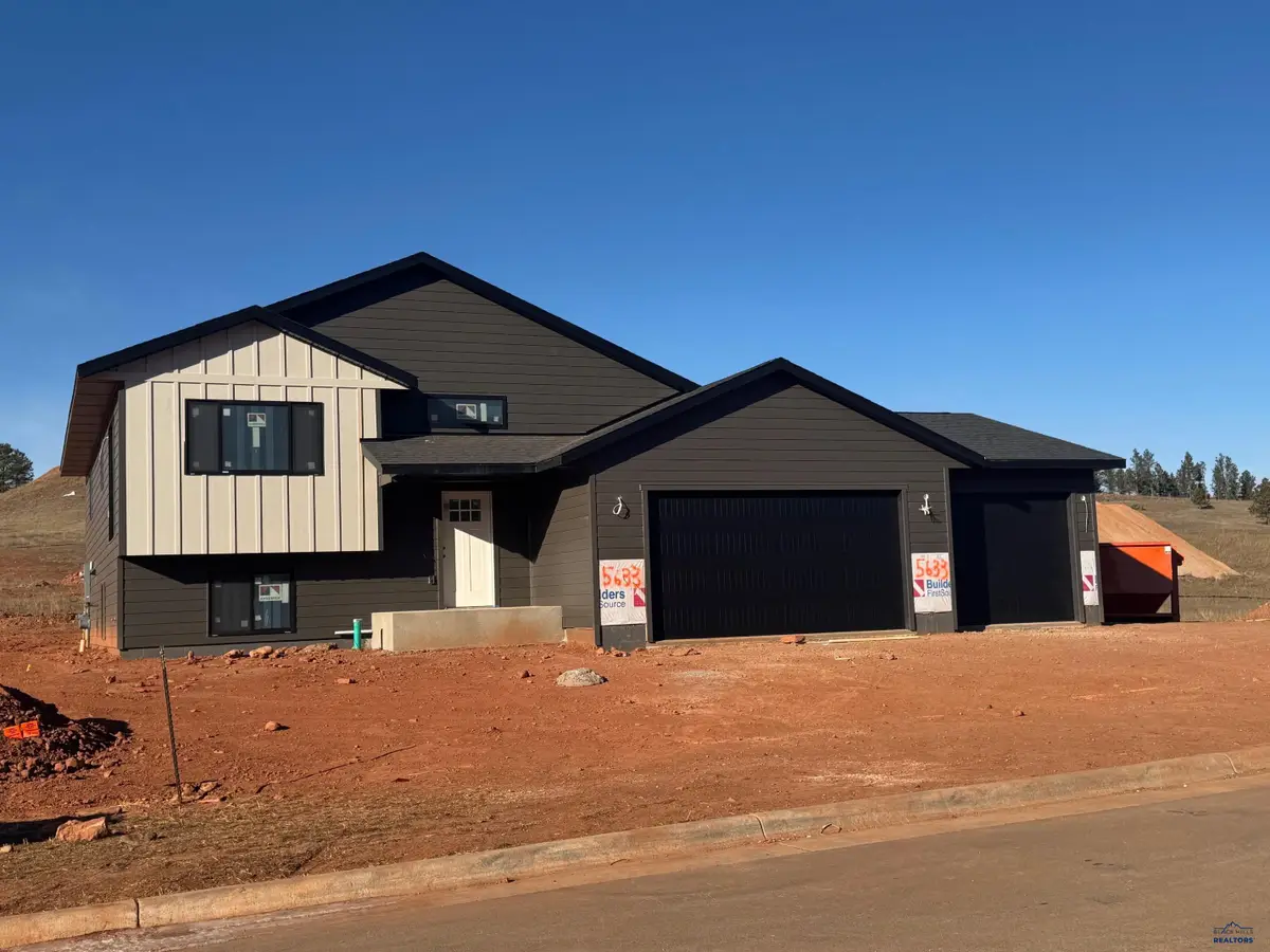 5633 Wind River Rd, Rapid City, SD 57702 - Image #1