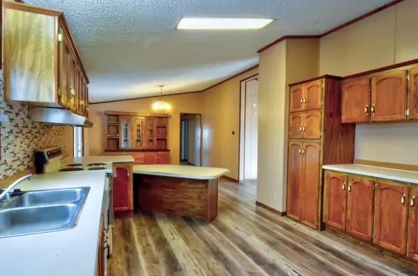 405 S Pine, Presho, SD 57568