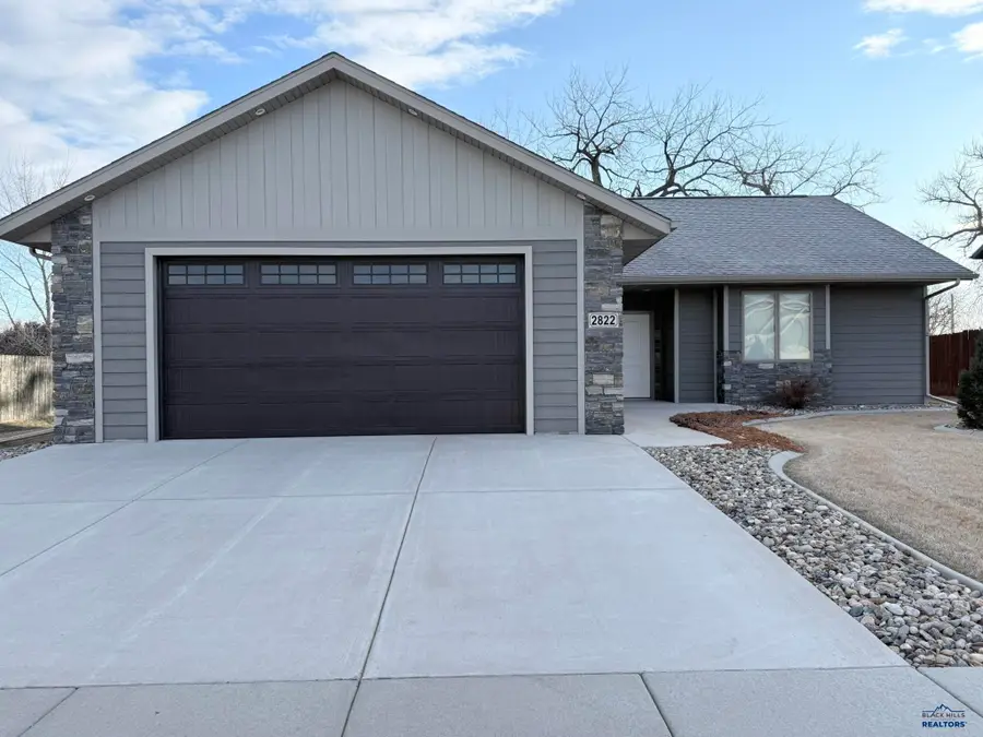 2822 Olive Grove Ct, Rapid City, SD 57703 - Image #2