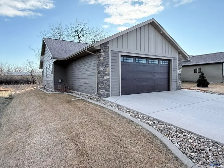 2822 Olive Grove Ct, Rapid City, SD 57703 - Image #3