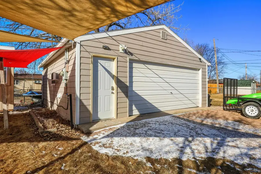 1213 Woodlawn Dr, Rapid City, SD 57701 - Image #2