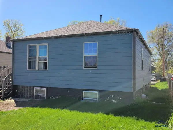 217 E Monroe St, rapid city, SD 57701