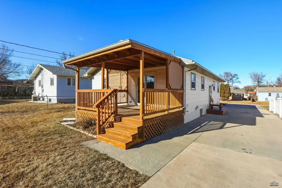 319 St Anne, Rapid City, SD 57701 - Image #3