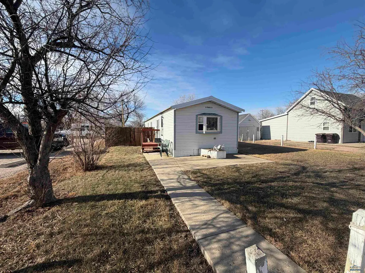 211 S Bailey Ave, New Underwood, SD 57761 - Image #1