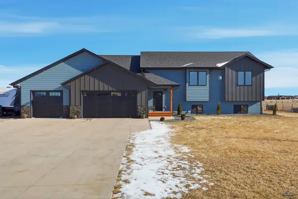 16720 Red Cedar Ct, Piedmont, SD 57769