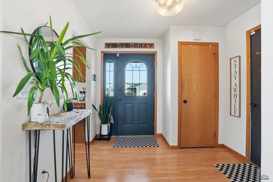 247 Grandeur Ln, Box Elder, SD 57719 - Image #2