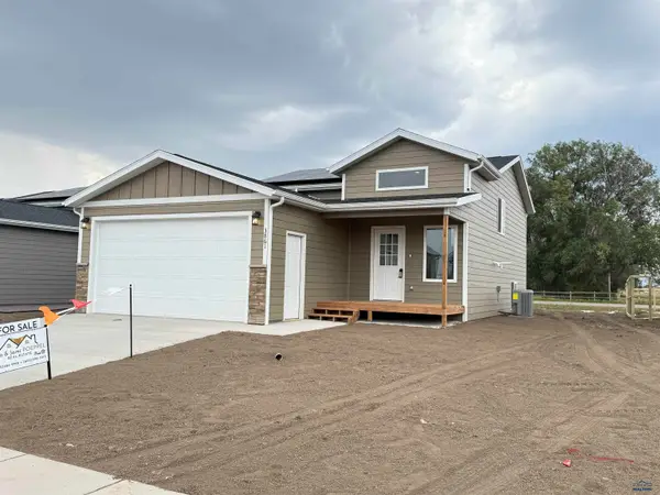 4180 Mcintosh Ln, Rapid City, SD 57703