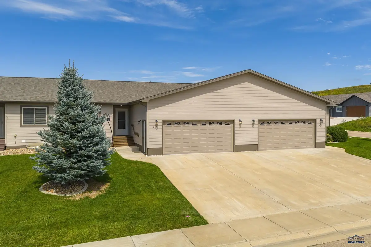 2165 Conifer Loop, Belle Fourche, SD 57717 - #1
