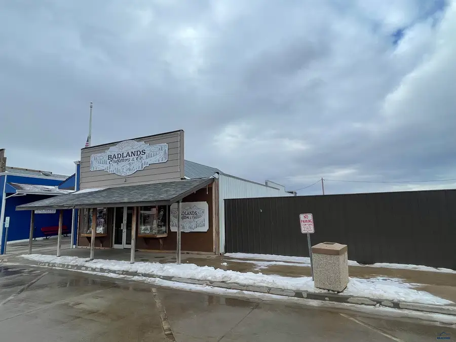 519 & 525 Main St, Wall, SD 57790 - #3